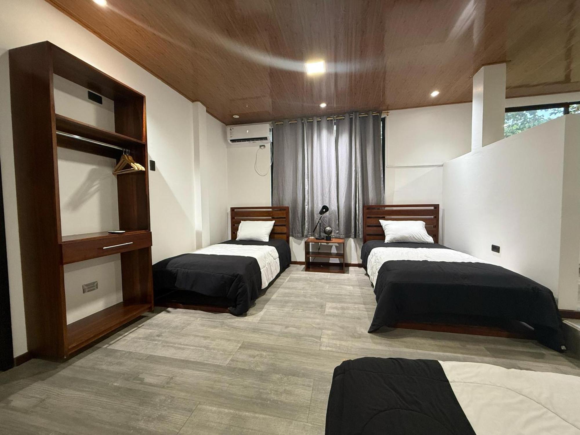 Bunker593 Inn Tena Extérieur photo