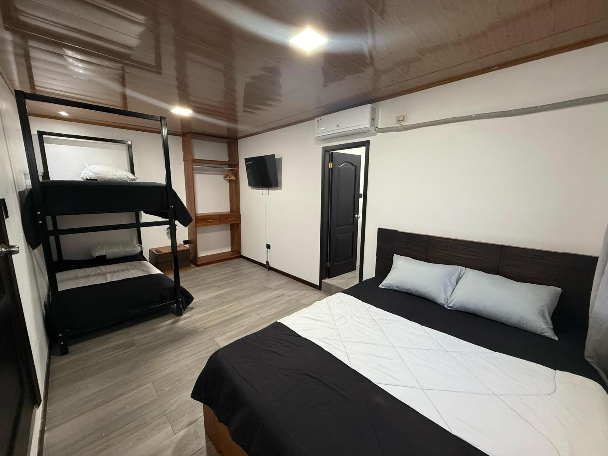 Bunker593 Inn Tena Extérieur photo